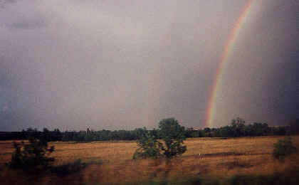 Wyoming Rain bow.jpg (103819 bytes)