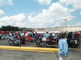 at the plant.jpg (81532 bytes)