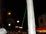 lazer.jpg (60856 bytes)
